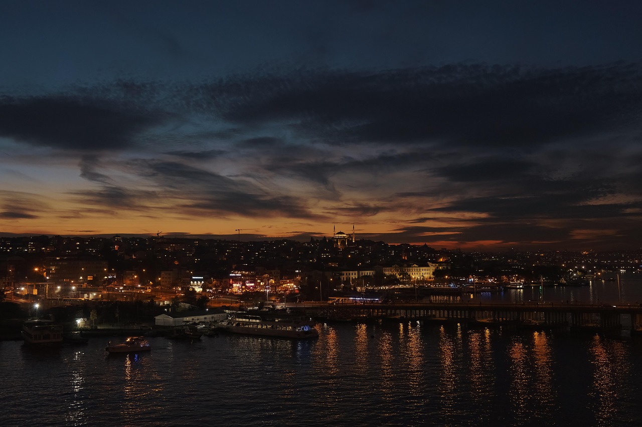 İstanbul'da '1 Mayıs' ablukası: Gözaltılar başladı!