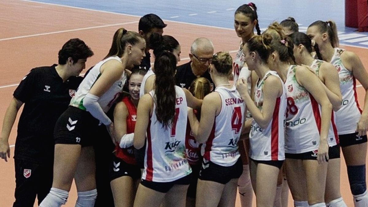Karşıyaka fılede erken havlu attı