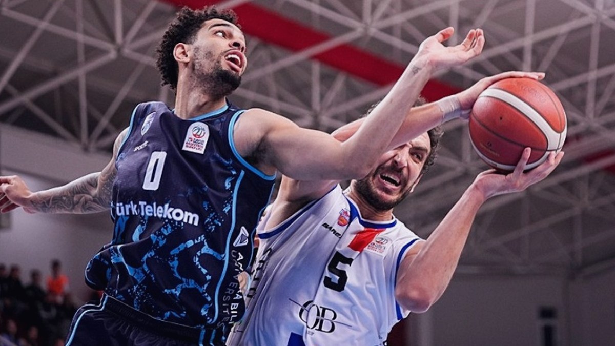 Türk Telekom final peşinde