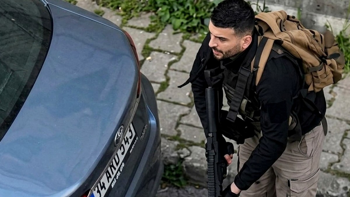 Bu provokasyonu tarikat karanlığında büyüyenler yapıyor