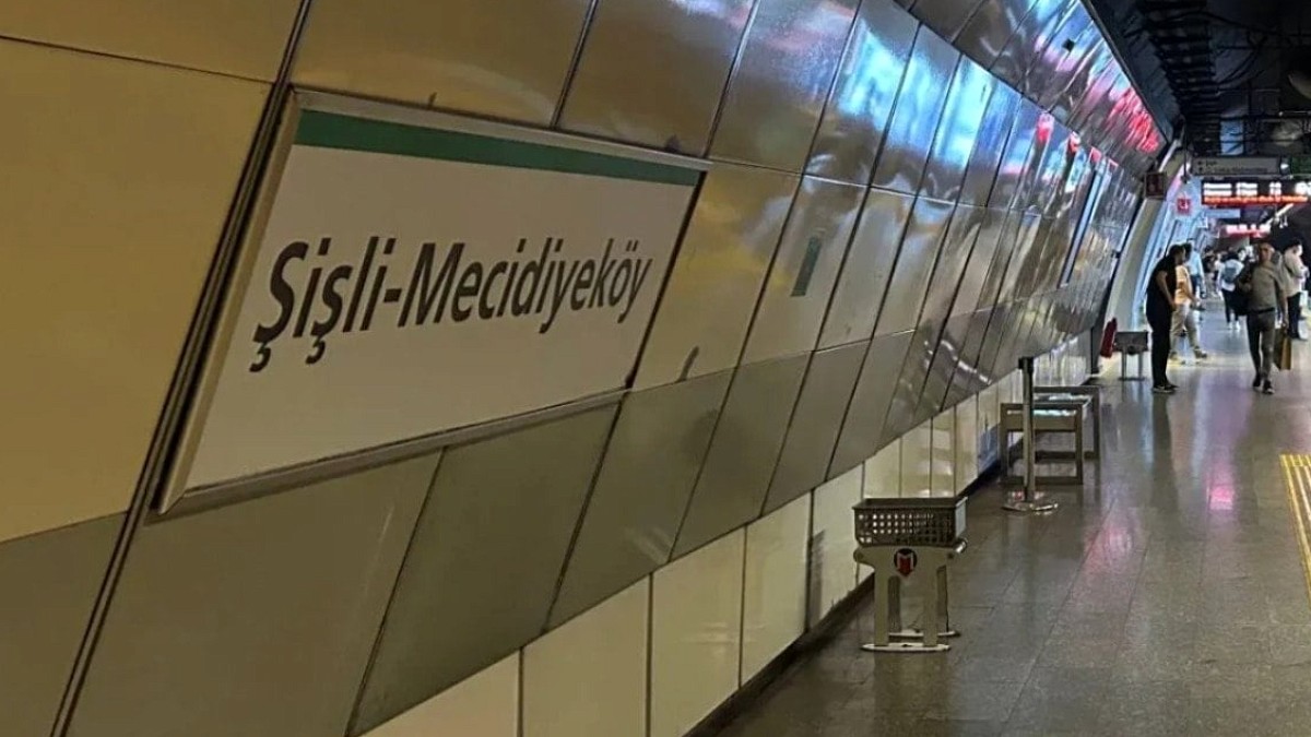 Mecidiyeköy metrosunda korkunç olay: Seferler normale döndü