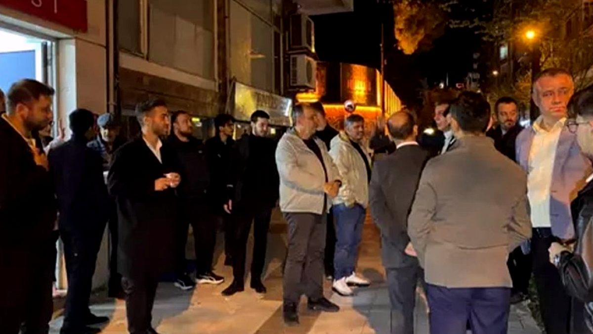 CHP binasına saldıran zanlı teslim oldu