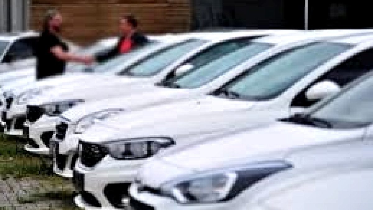 İkinci elde değer kaybetmeyen otomobiller belli oldu: İlanı verildiği gün satılıyor