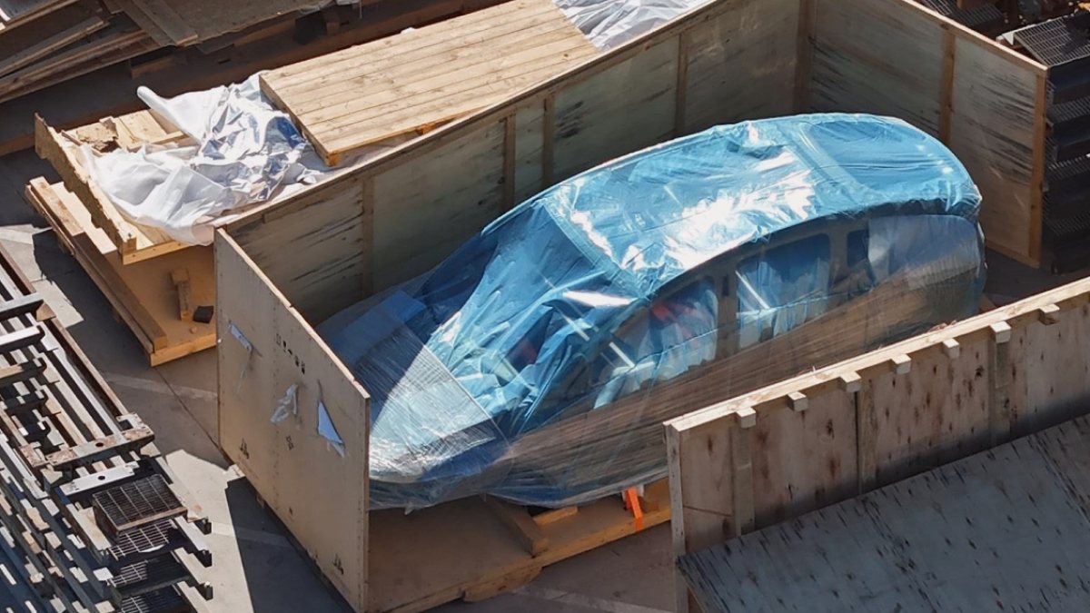 Yeni Tesla modeli yolda! Elon Musk "Çok havalı" diyerek duyurdu