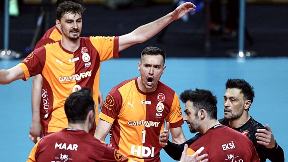 Galatasaray'dan Fenerbahçe'ye göndermeli paylaşım!