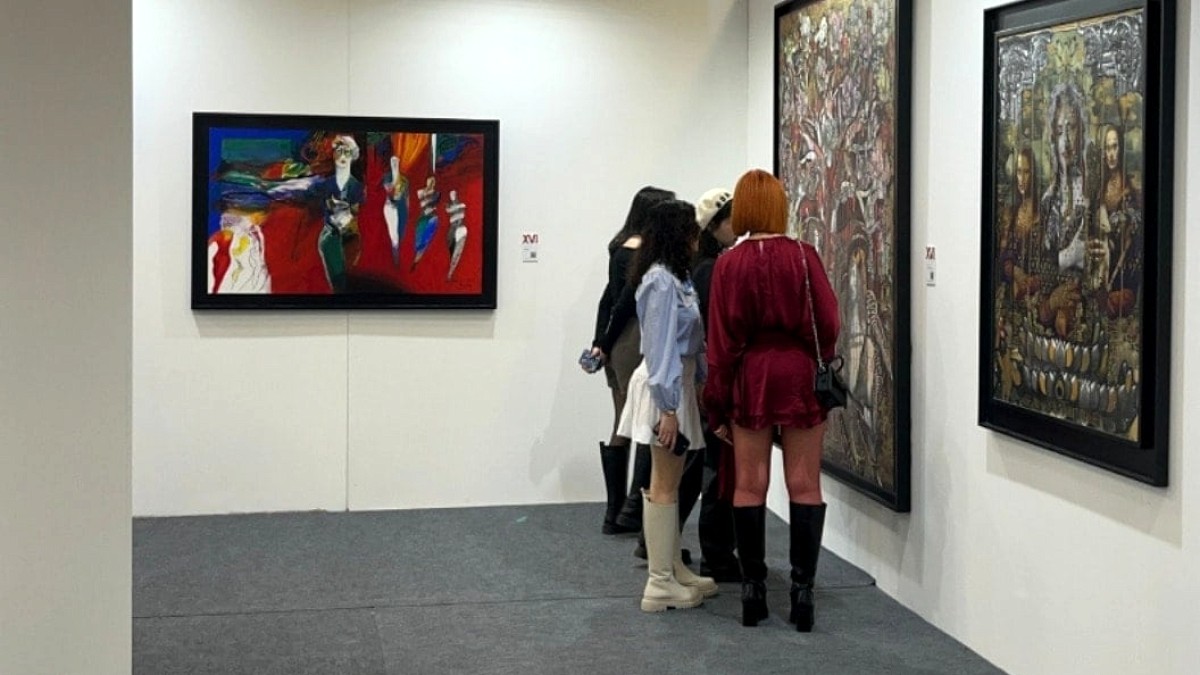 Türk resminin usta isimlerinin eserleri “Sanat Dolu On Altı Yıl” sergisinde...