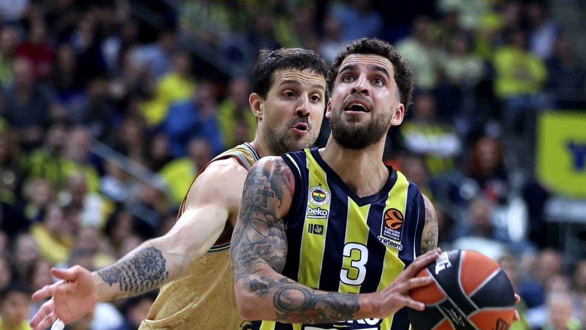 Fenerbahçe Beko Scottie Wilbekin ile yollarını ayırdığını açıkladı