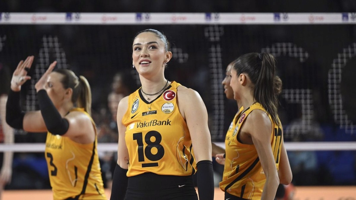 VakıfBank play-off 1-4 etabında öne geçti