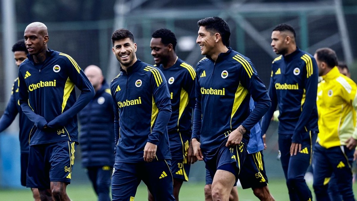Fenerbahçe'de Edson Alvarez sahalara ne zaman dönecek? İşte sakatlığın bitiş tarihi