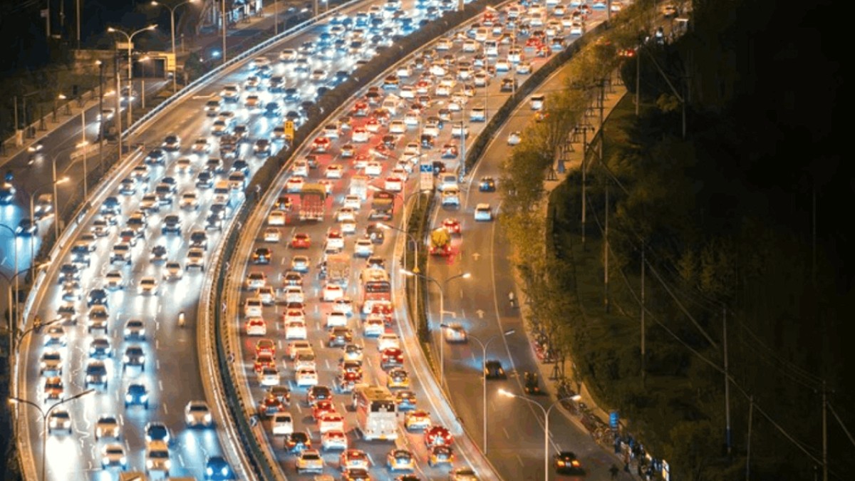 İstanbul'da trafik yoğunluğu yüzde 81'e yükseldi