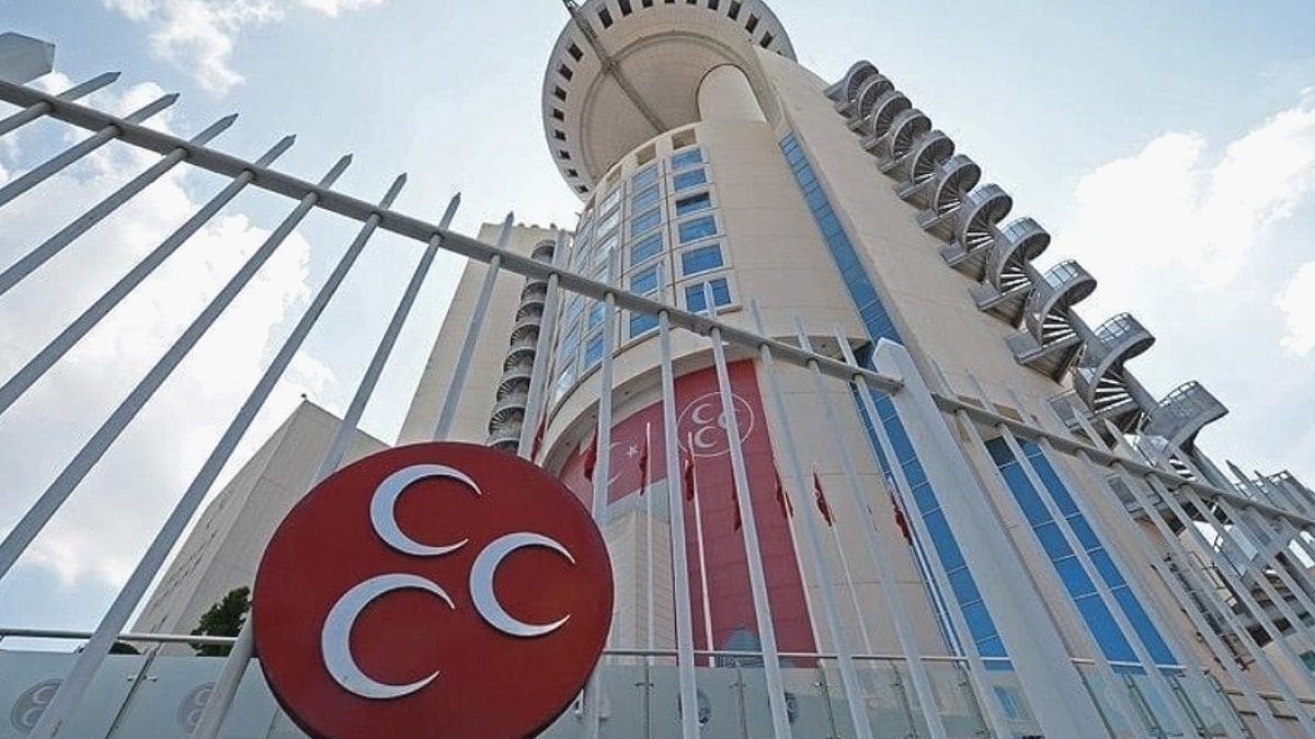 MHP'den belediye başkanlarına net mesaj: '5 dakikada yollarımızı ayırırız'