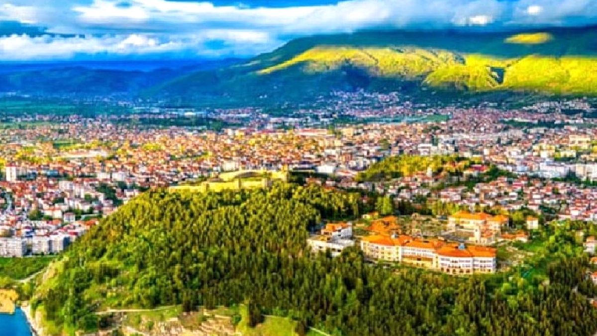 Kalabalıktan kaçanların yeni adresi: Avrupa'nın en az turist çeken ülkeleri