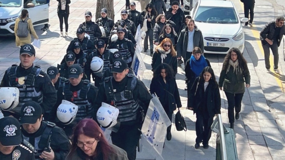Hak aramak çok zor çok!
