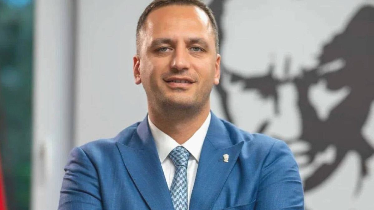 Son dakika... Bornova Belediye Başkanı Ömer Eşki serbest bırakıldı
