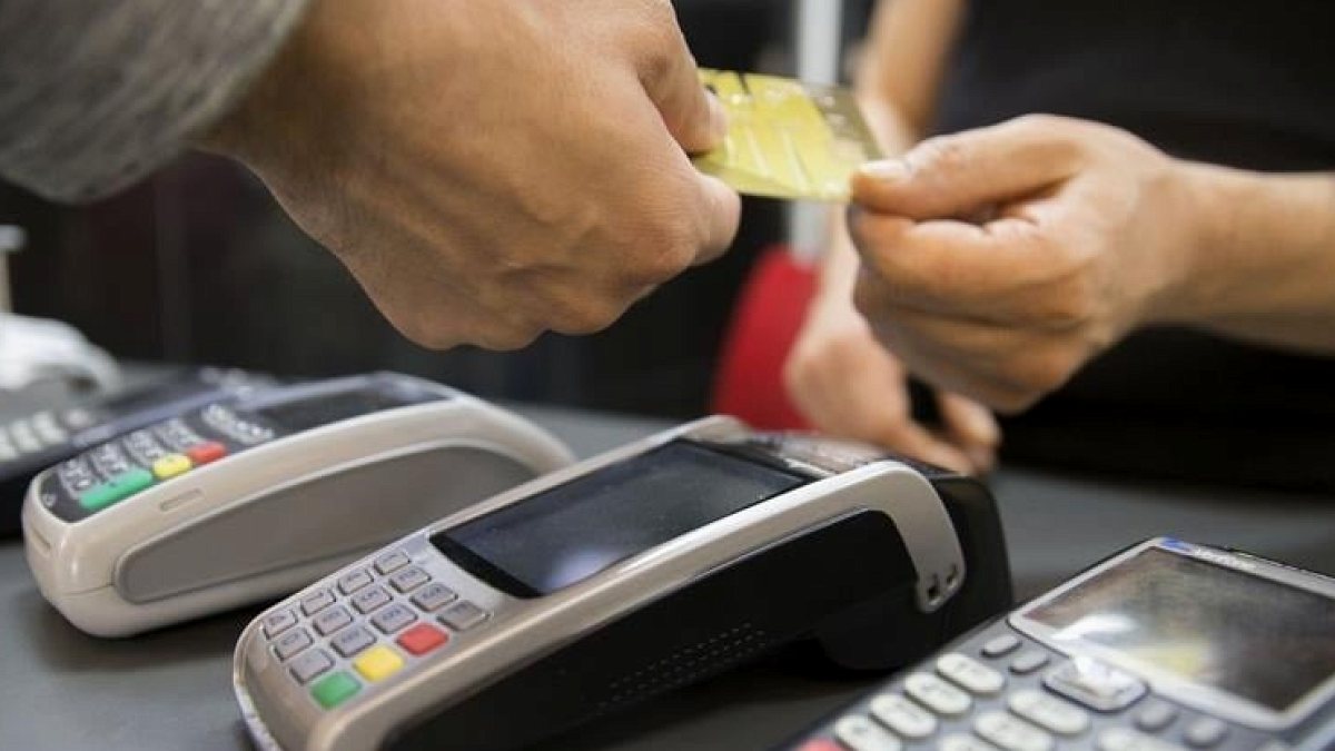 Ülkede kredi kartıyla ödeme yapmak zorunlu olacak
