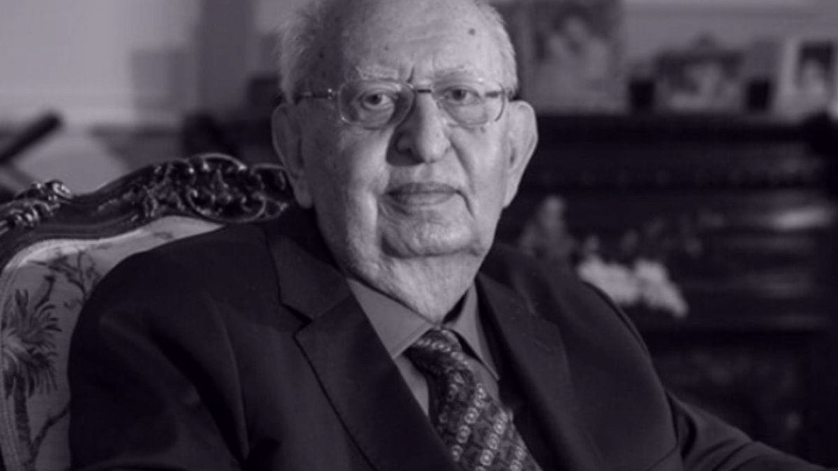 Eski TBMM Başkanı Hüsamettin Cindoruk hayatını kaybetti!