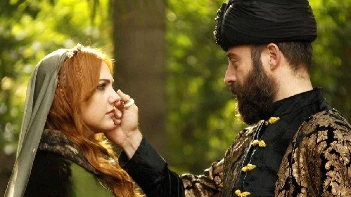 Meryem Uzerli ve Halit Ergenç'ten muhteşem dönüş: Yıllar sonra aynı projedeler
