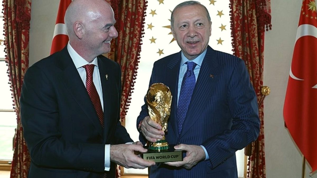 Başkan Erdoğan Infantino’yu kabul etti