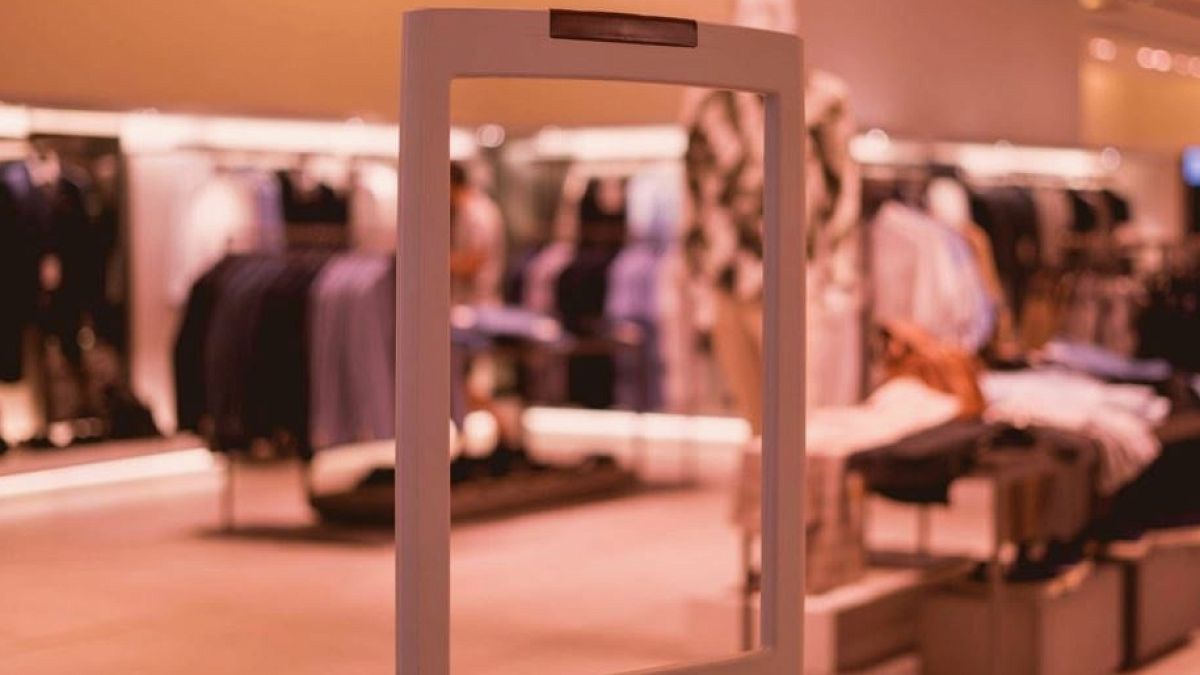 İngiliz prenslerin gözdesi dünya moda devi iflas bayrağını çekti