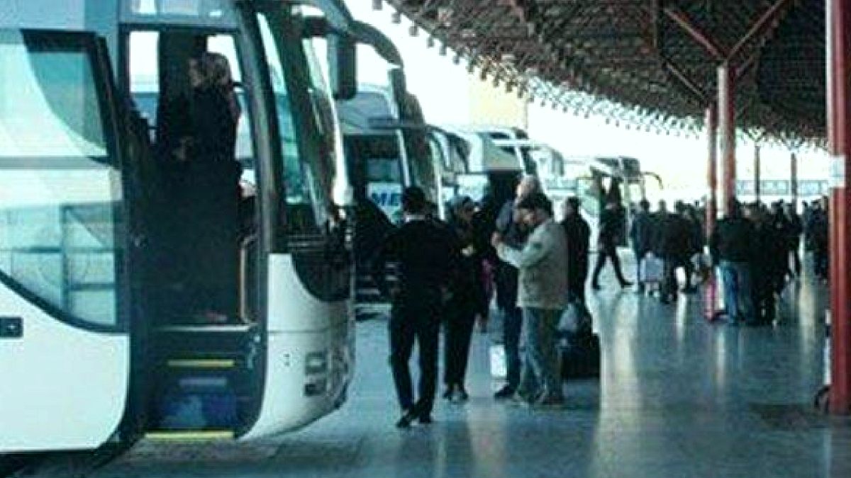 Otobüs yolculuklarının en keyifli anı tarihe karışıyor: Milyonların vazgeçilmeziydi