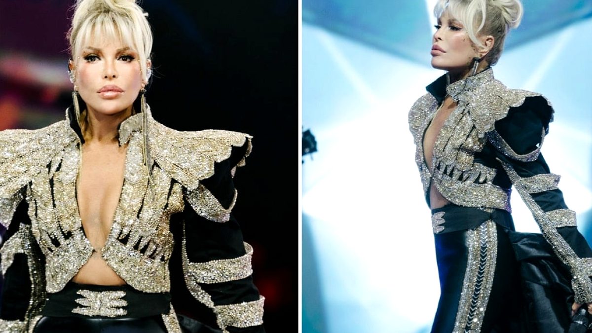 Ajda Pekkan'ın ışıltılı ceketinin fiyatı olay oldu: ''Normal bir ceket değil''