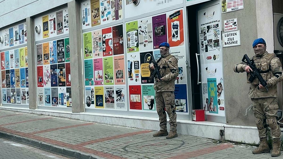 10 ilde operasyon! Çok sayıda gözaltı var