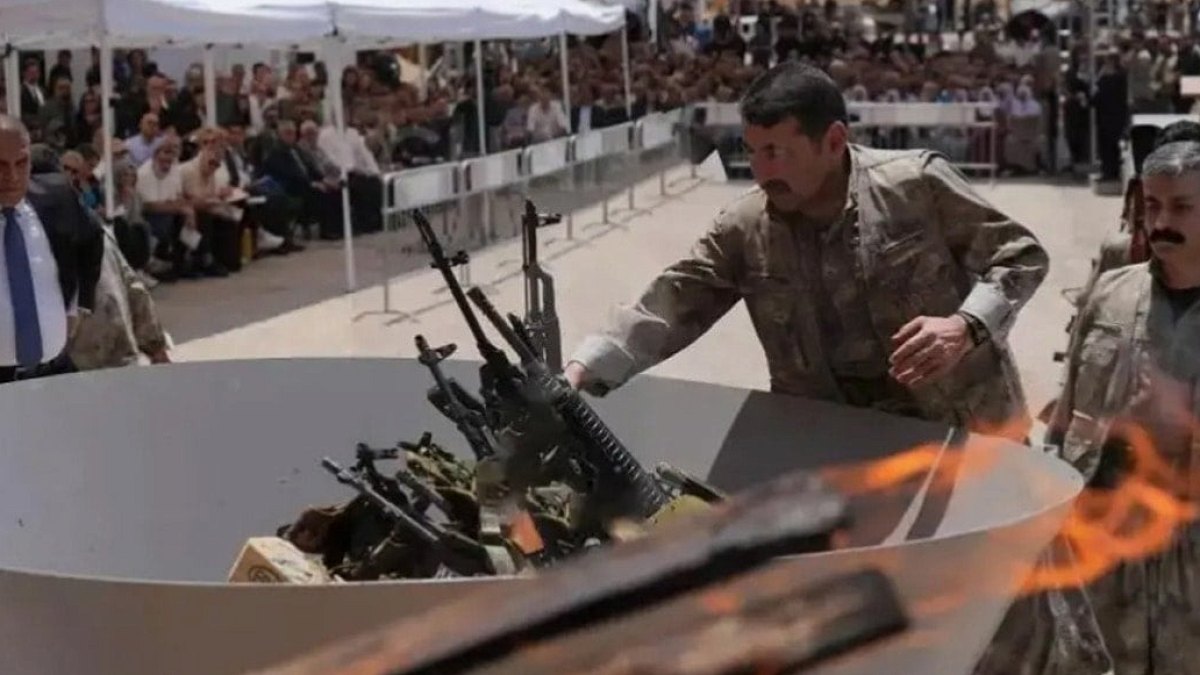 PKK silah bırakmıyor açılım askıya alındı