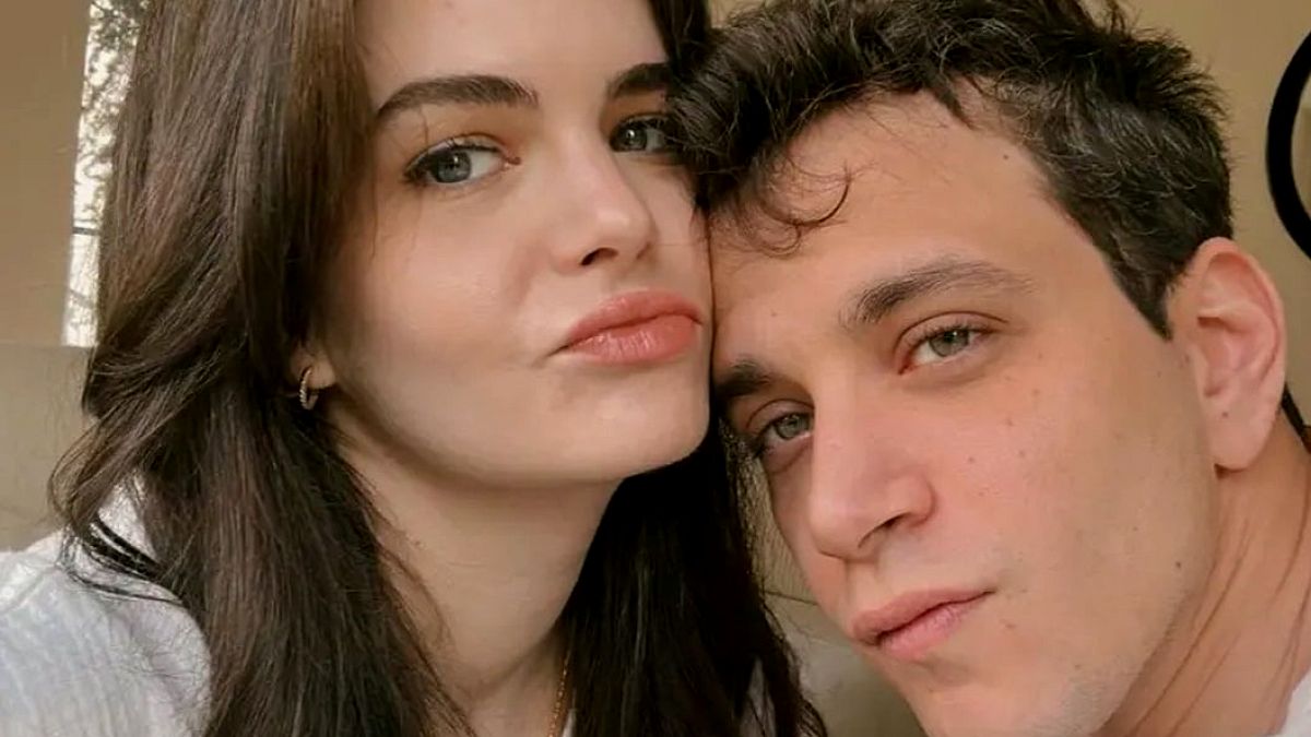 Lara Paşalı’nın yüzüksüz pozu ve şarkı seçimi iddiaları alevlendirdi