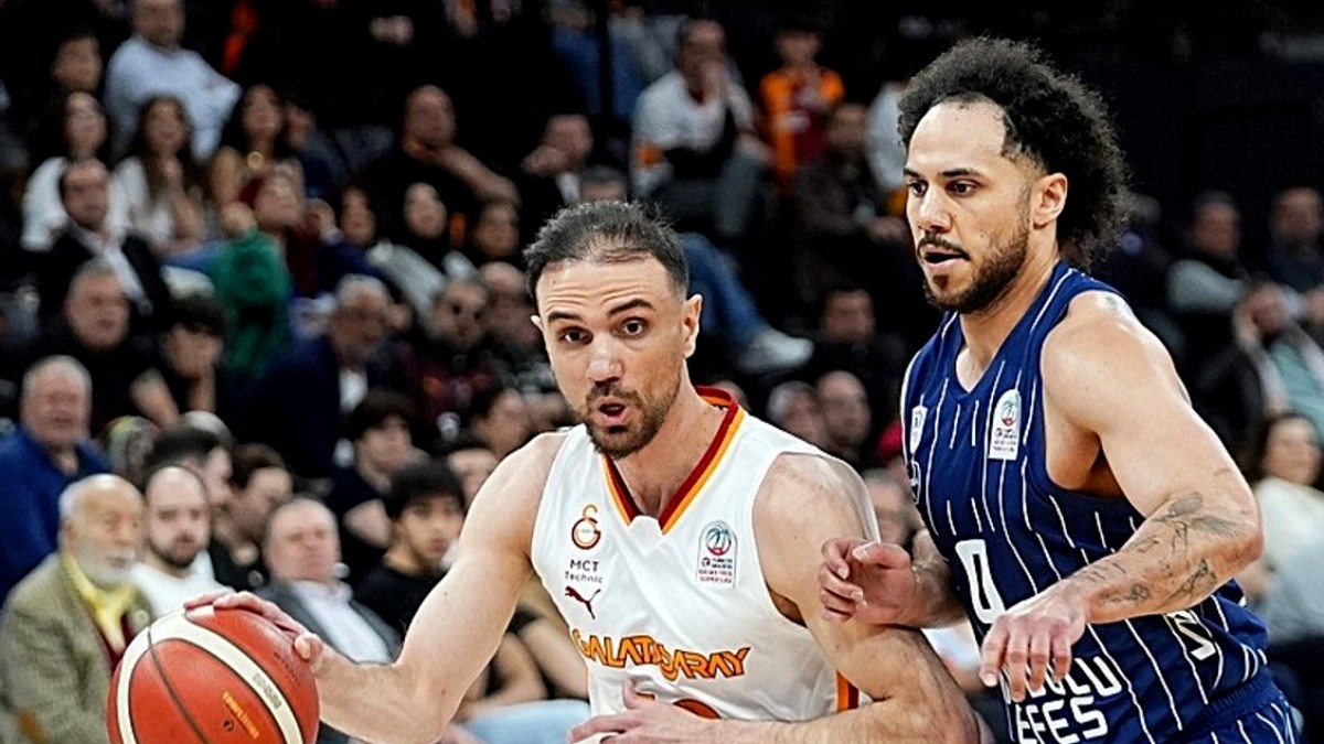Anadolu Efes deplasmanda Galatasaray MCT Technic'i yendi!