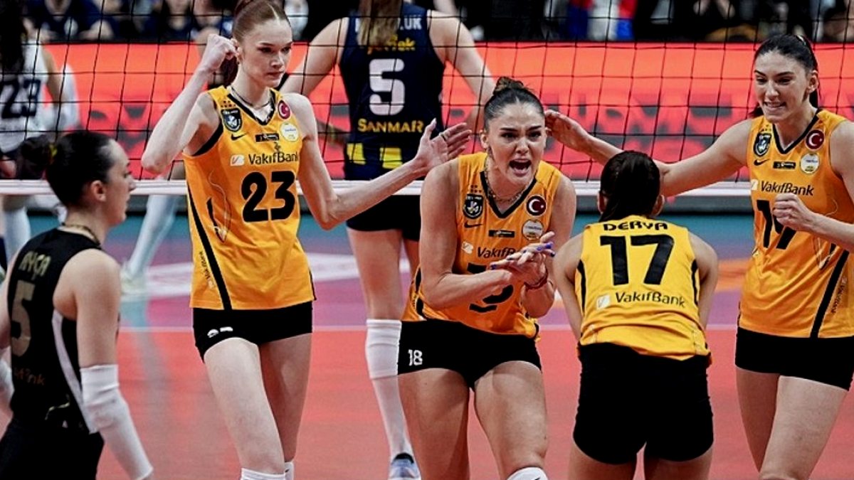 VakıfBank, Fenerbahçe Medicana'yı mağlup ederek şampiyon oldu!
