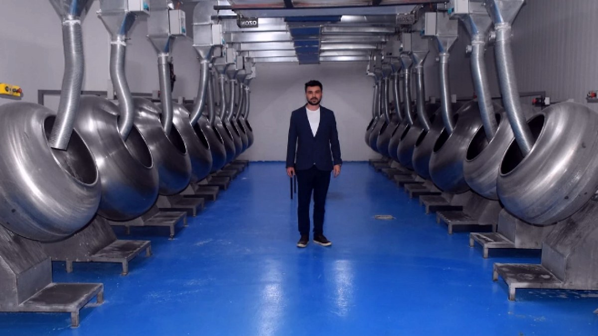 İşçisi olduğu çikolata fabrikasını satın alan Afyonlu genç şimdi 7 ülkeye satış yapıyor