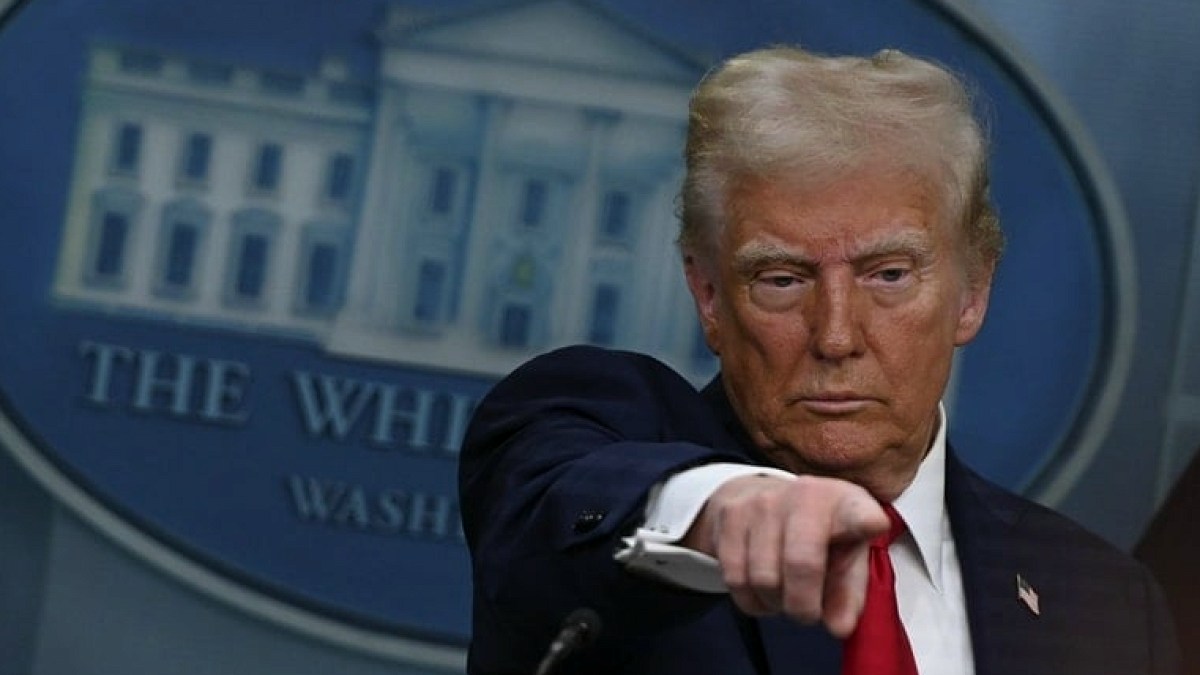 Trump ağzını bozdu: 'K...ımı öpmesi hoşuma gitti'