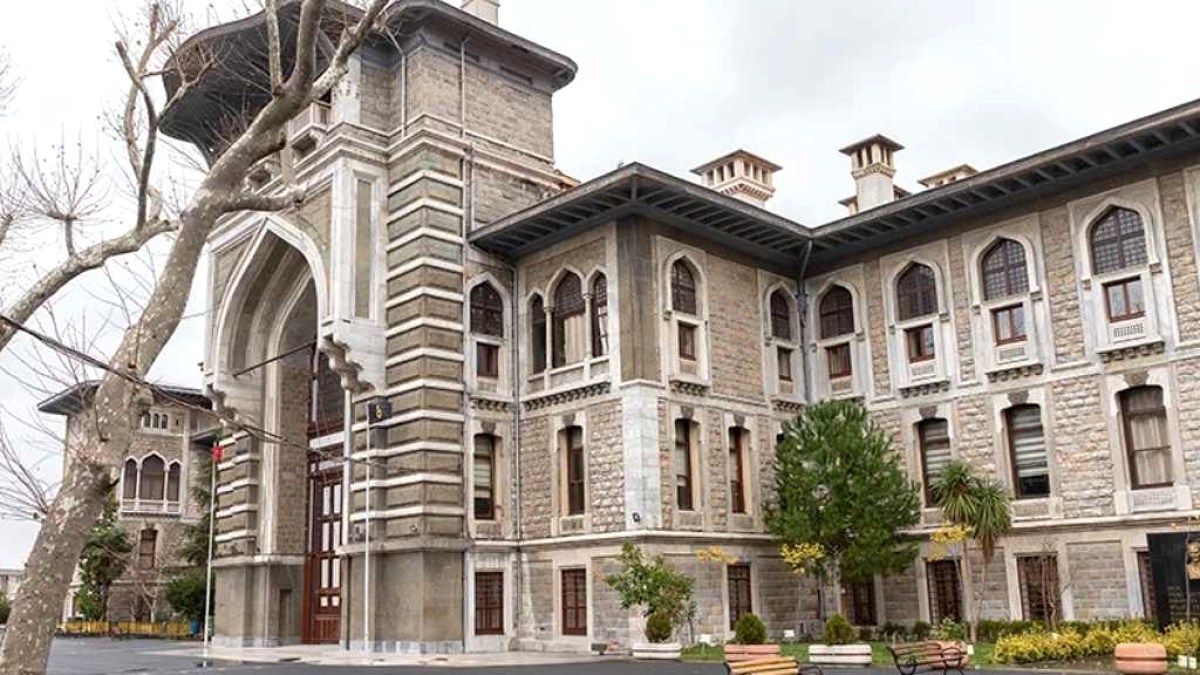 Alman basınından çarpıcı iddia: İstanbul Erkek Lisesi'nde kritik değişiklik