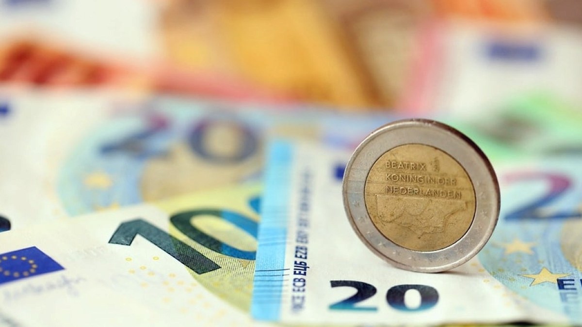 Euro Bölgesi'nde kamu borcunun GSYH'ye oranı yüzde 87,8 oldu