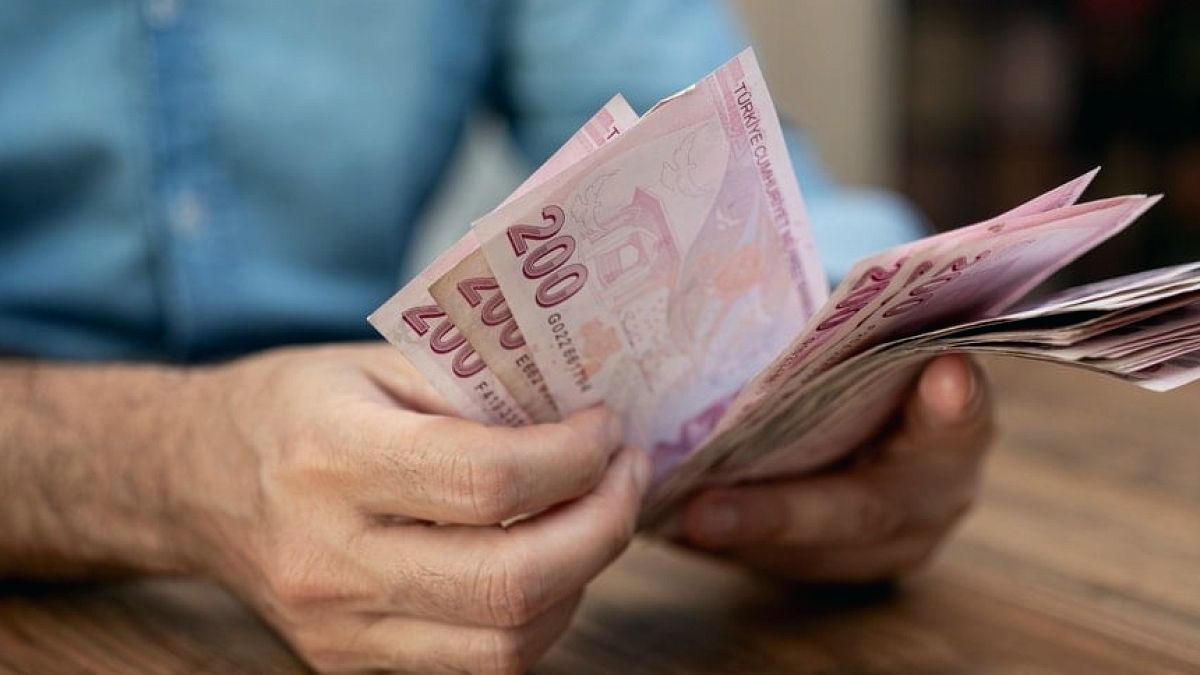 Asgari ücrette ara zam kapısı aralandı