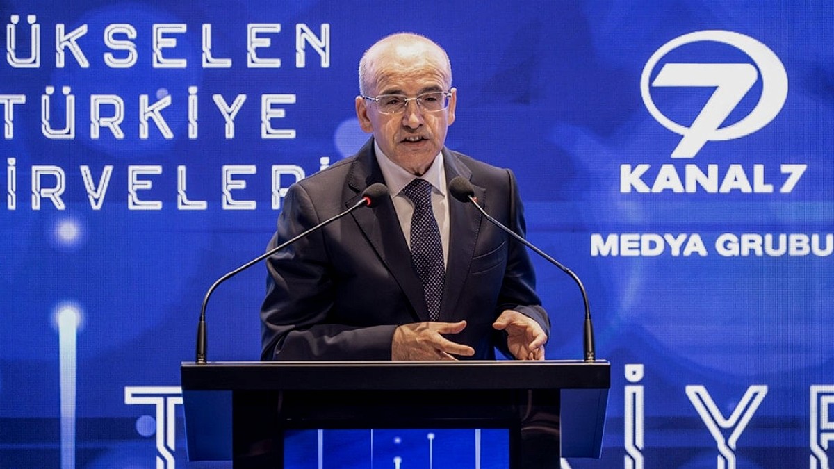 Mehmet Şimşek yandaş gazetedeki eleştirilere yandaş kanaldan cevap verdi