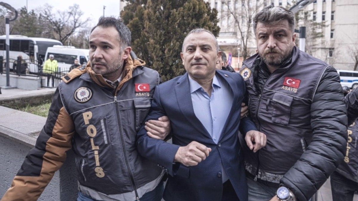 Madalyonun öteki yüzü: Ödül çok, insanlık yok!