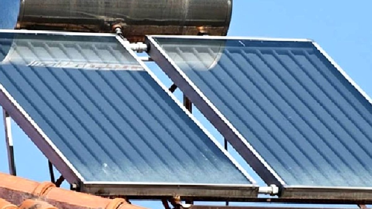 Duyan güneş panellerini bir bir çatılardan söküyor: Artık topraktan elektrik üretilecek