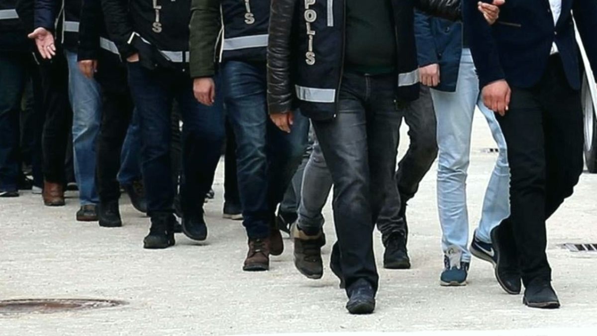 İstanbul'un 5 ilçesinde sahte altın operasyonu