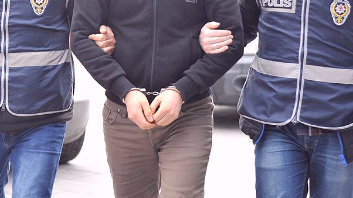 Adana'da kesinleşmiş hapis cezasıyla aranan 7 hükümlü yakalandı