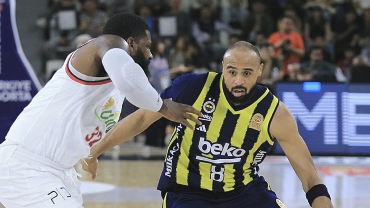 Fenerbahçe Beko, Glint Manisa Basket'e karşı deplasmanda kazanmayı başardı!