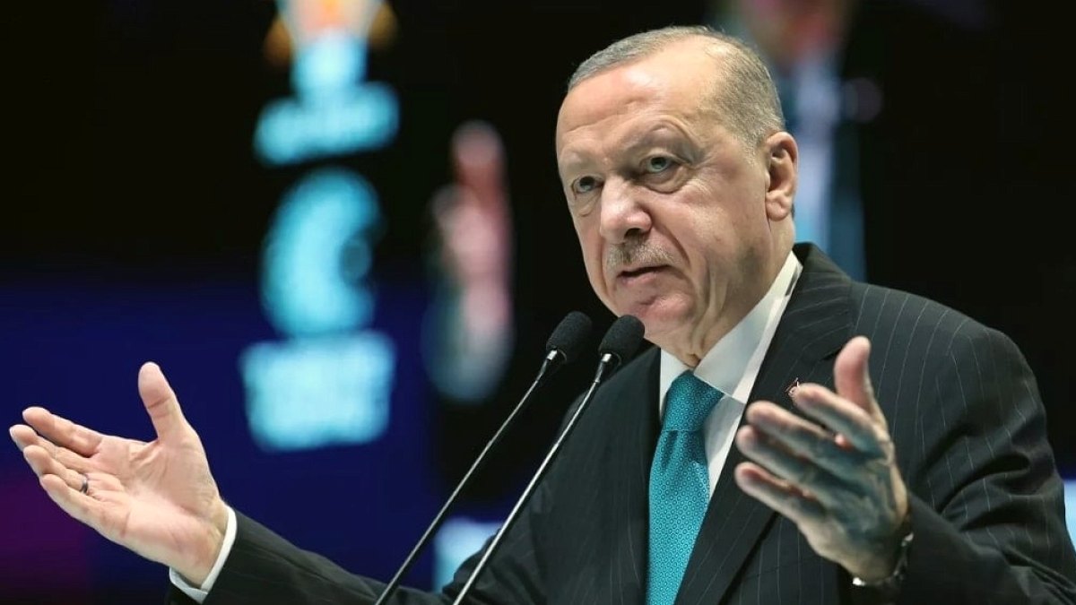 AKP'li isimden partisine uyarı: Kodlarına dönmezse ilk seçimde gider
