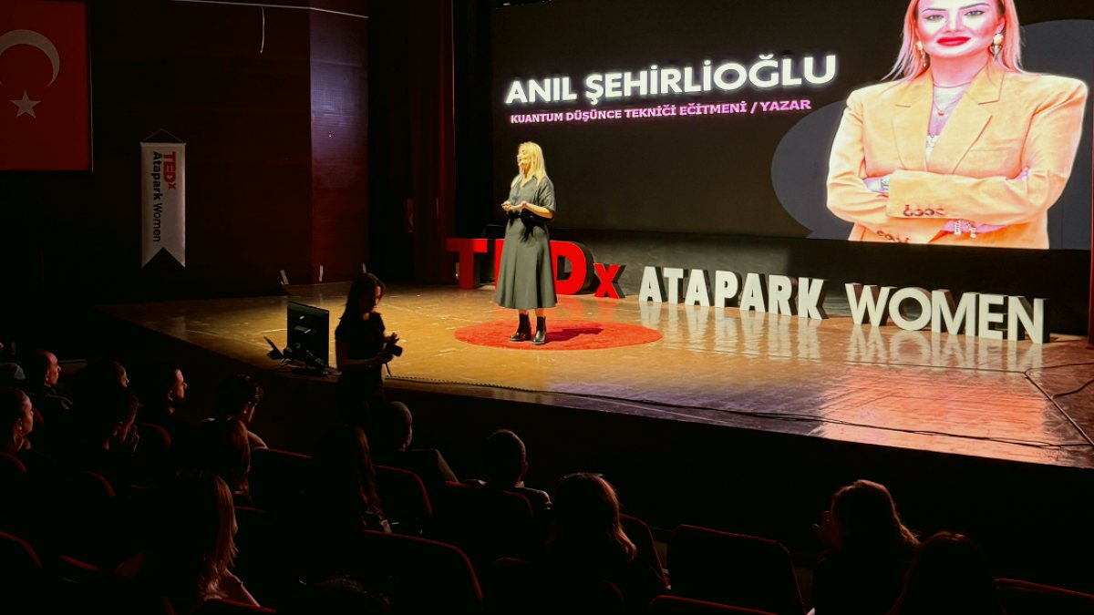 Kökler ve kanatlar: TEDx Atapark Women sahnesinde kadının gücü anlatıldı