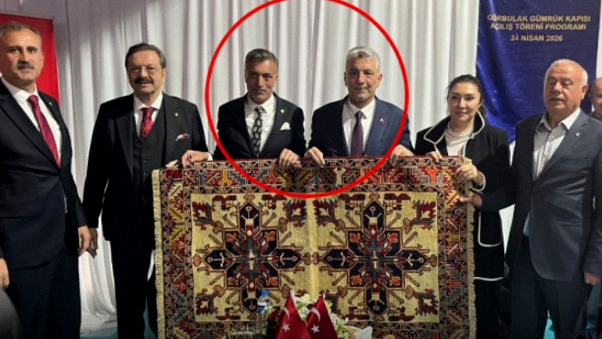 Yaşananların üzerine kilim serdiler
