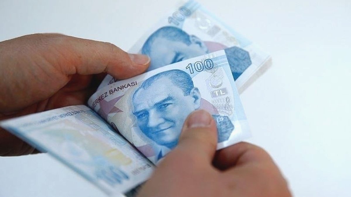 Nisan ayı doğum yardımı ödemeleri hesaplara yatırıldı