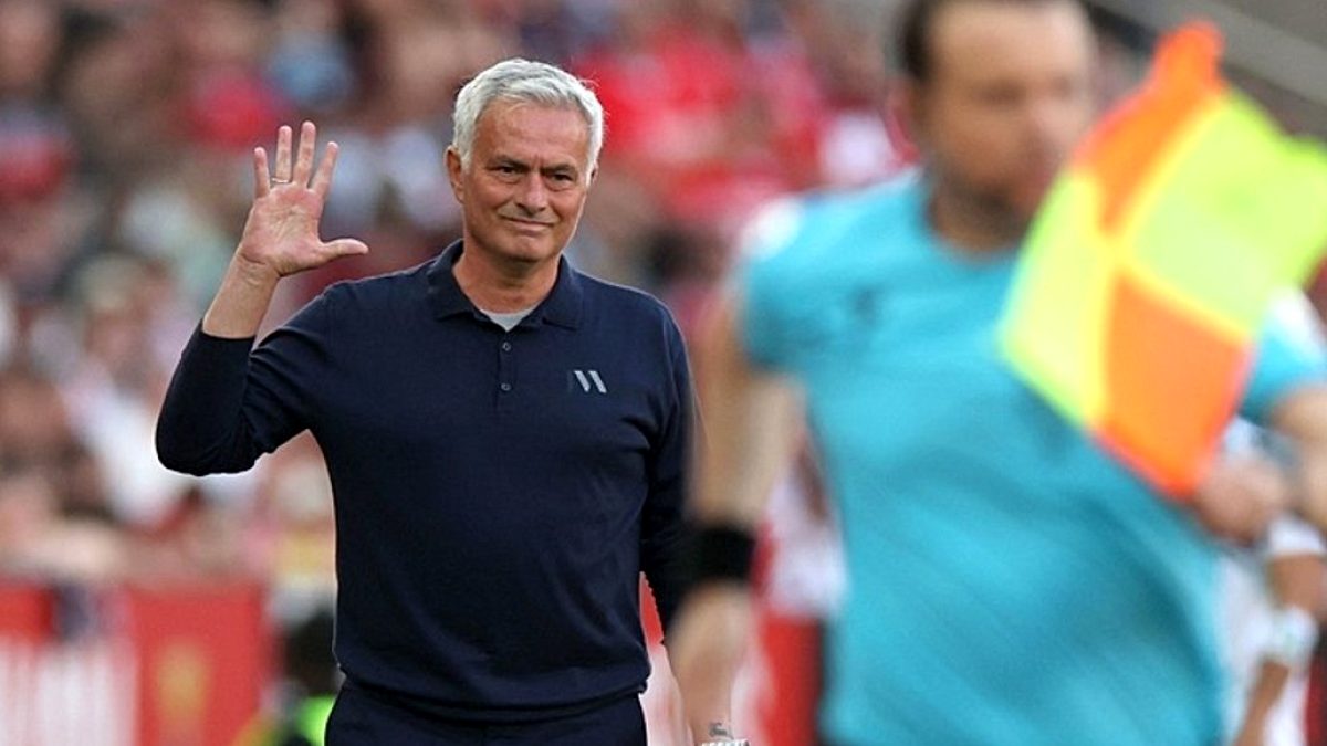Real’de favori Mourinho