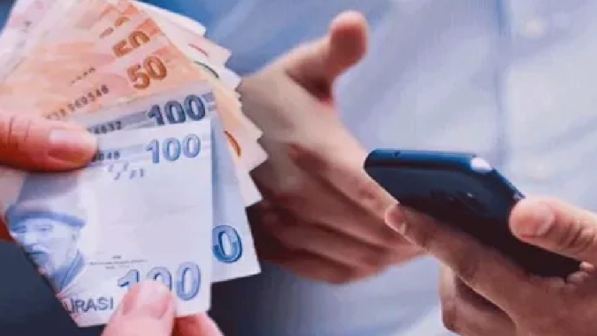 Emekliye bayram ikramiyesi tuzağı: Tek mesaj yetiyor