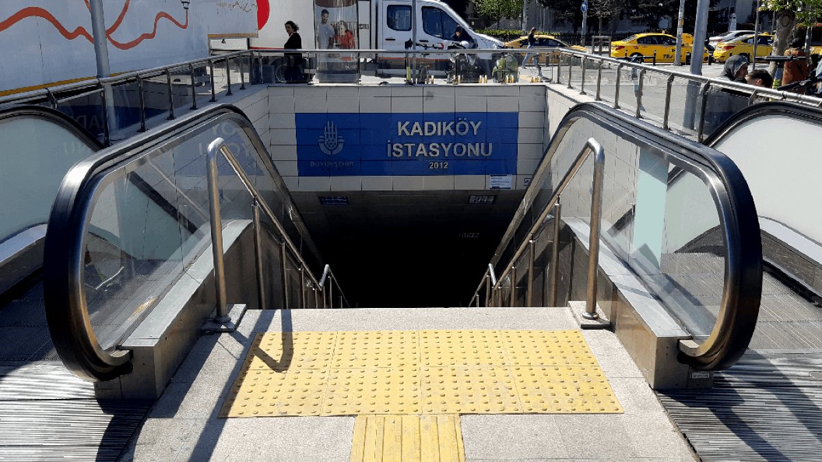 Kadıköy metrosuna 1 Mayıs ayarı