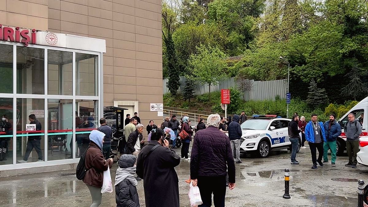 SON DAKİKA| İstanbul'da devlet hastanesinde yangın