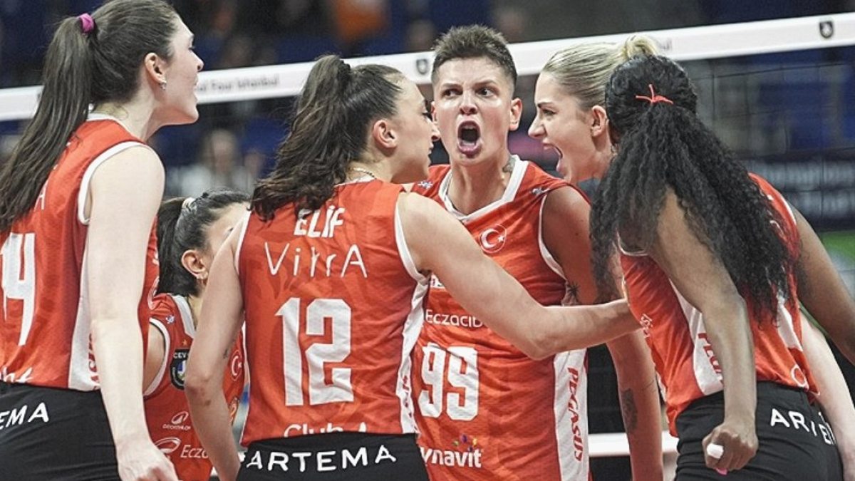 CEV Şampiyonlar Ligi'nde Türk finali! Eczacıbaşı Dynavit, Vakıfbank’ın rakibi oldu